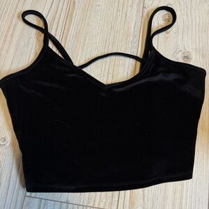 🪩 Black Velvet Crop